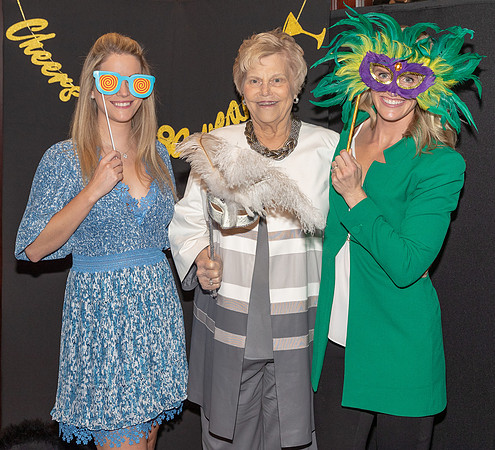 Arlene's 80th Birthday Party-DU7I3374